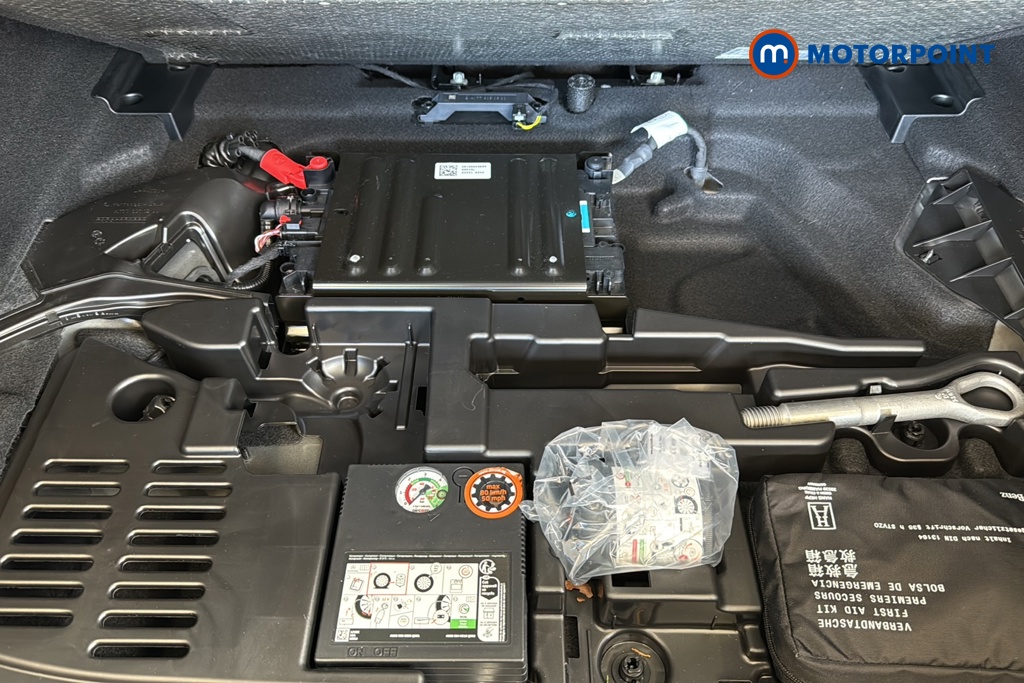 Mercedes-Benz A Class Amg Line Automatic Petrol Saloon - Stock Number (1643629) - 33rd supplementary image