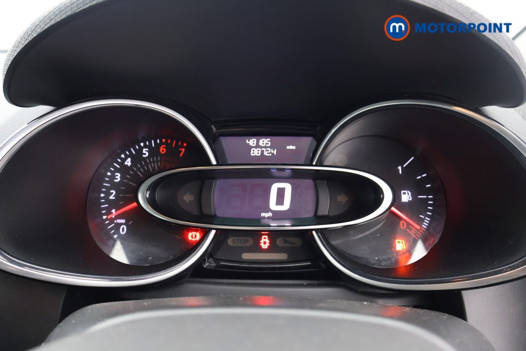 Renault Clio Iconic Manual Petrol Hatchback - Stock Number (1611565) - 2nd supplementary image