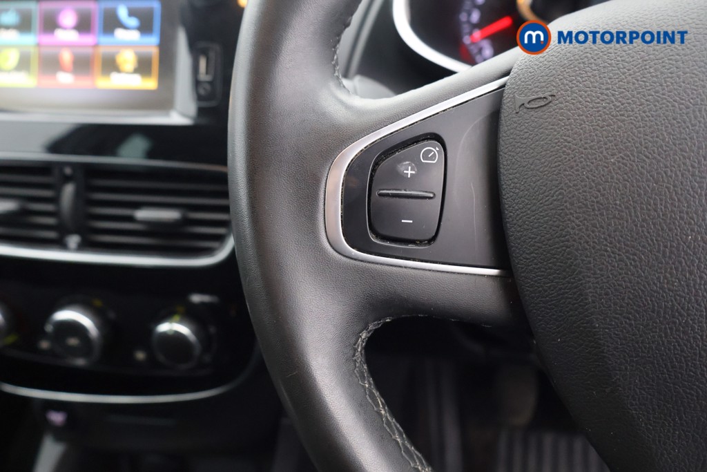 Renault Clio Iconic Manual Petrol Hatchback - Stock Number (1611565) - 3rd supplementary image