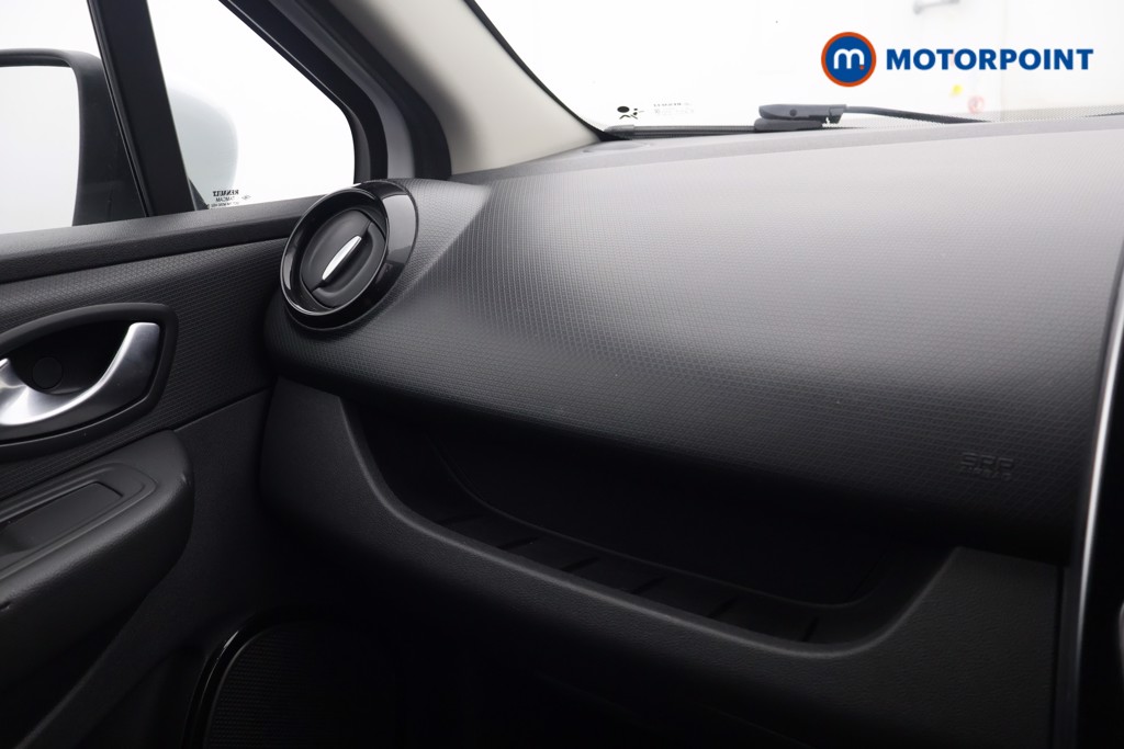 Renault Clio Iconic Manual Petrol Hatchback - Stock Number (1611565) - 8th supplementary image