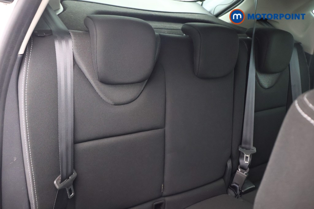 Renault Clio Iconic Manual Petrol Hatchback - Stock Number (1611565) - 11th supplementary image