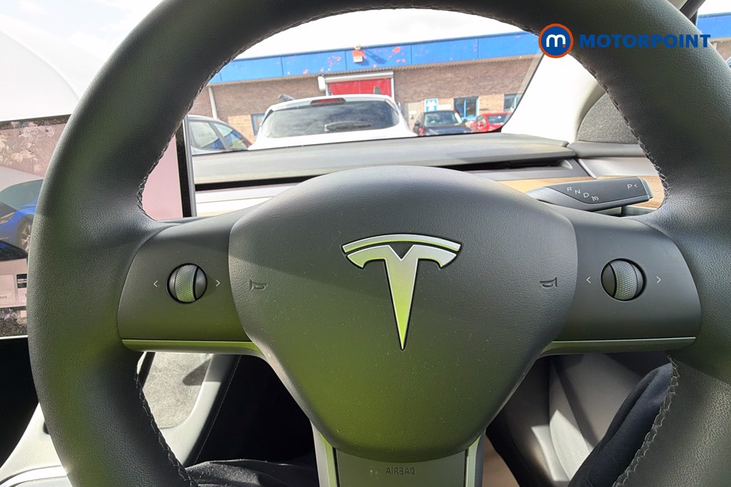 Tesla Model Y Long Range Automatic Electric SUV - Stock Number (1619774) - 5th supplementary image