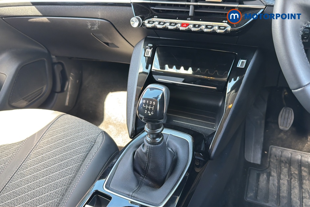 Peugeot 208 Allure Manual Petrol Hatchback - Stock Number (1624862) - 15th supplementary image