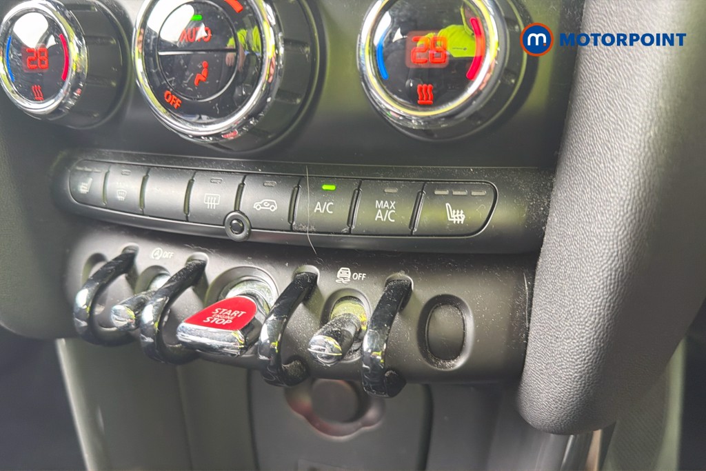 Mini Hatchback Cooper Classic Manual Petrol Hatchback - Stock Number (1625600) - 14th supplementary image