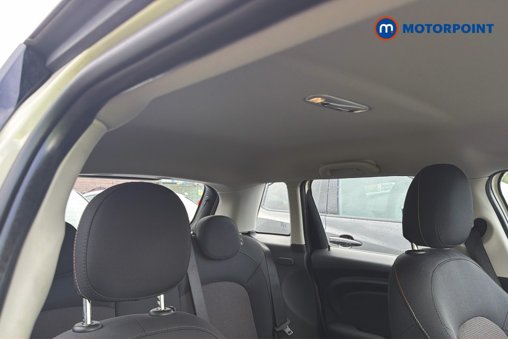 Mini Hatchback Cooper Classic Manual Petrol Hatchback - Stock Number (1625600) - 23rd supplementary image