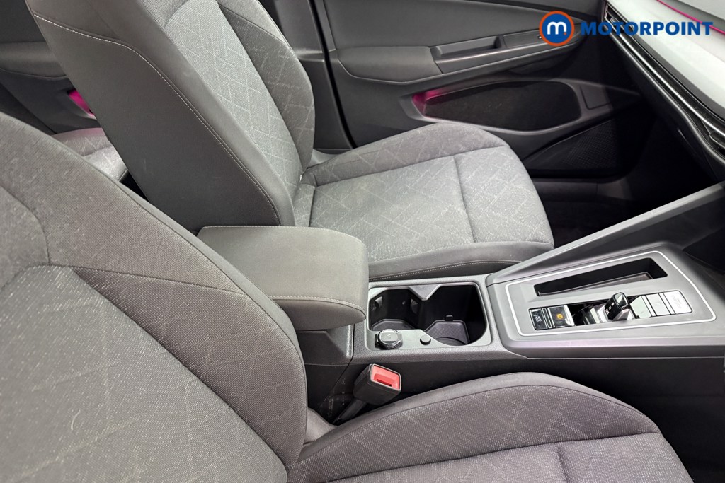 Volkswagen Golf Life Automatic Petrol Hatchback - Stock Number (1626243) - 11th supplementary image