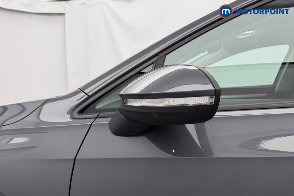Volkswagen Golf Life Automatic Petrol Hatchback - Stock Number (1626243) - 19th supplementary image