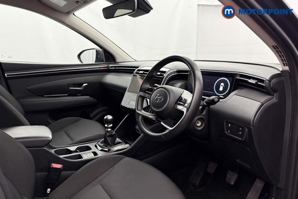Hyundai Tucson Se Connect Manual Petrol SUV - Stock Number (1628447) - 1st supplementary image