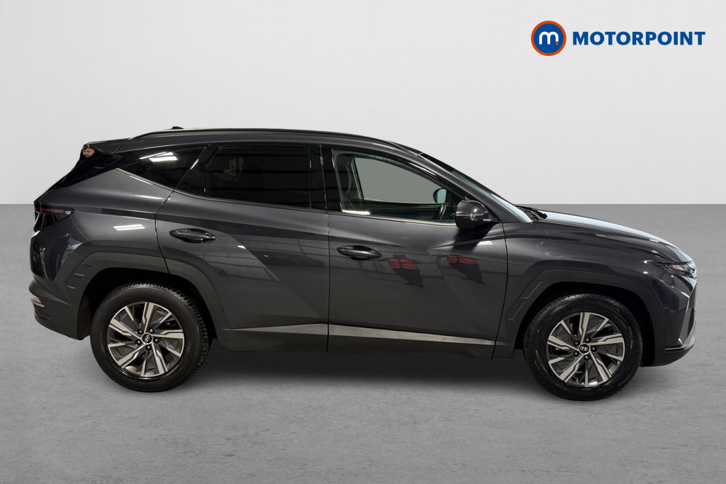 Hyundai Tucson Se Connect Manual Petrol SUV - Stock Number (1628447) - Drivers side