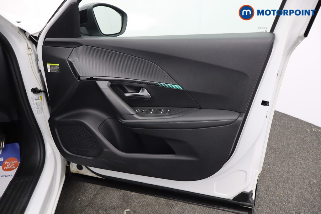 Peugeot 2008 Allure Premium-Plus Automatic Electric SUV - Stock Number (1628563) - 2nd supplementary image