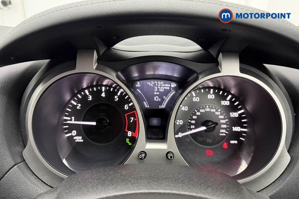 Nissan Juke Tekna Manual Petrol SUV - Stock Number (1629010) - 6th supplementary image