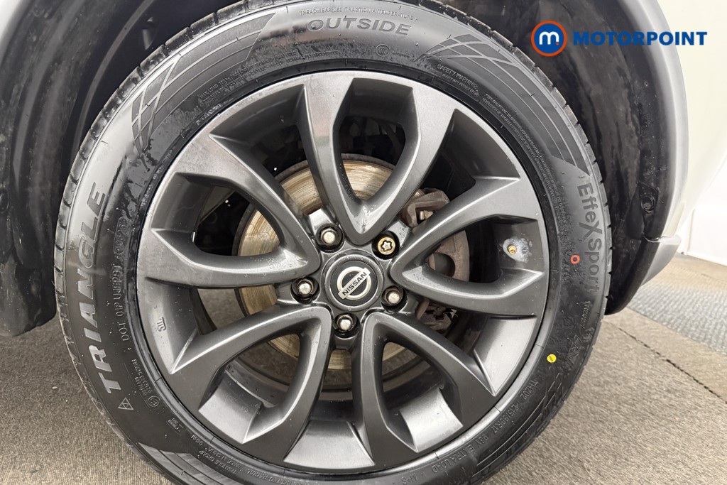 Nissan Juke Tekna Manual Petrol SUV - Stock Number (1629010) - 11th supplementary image