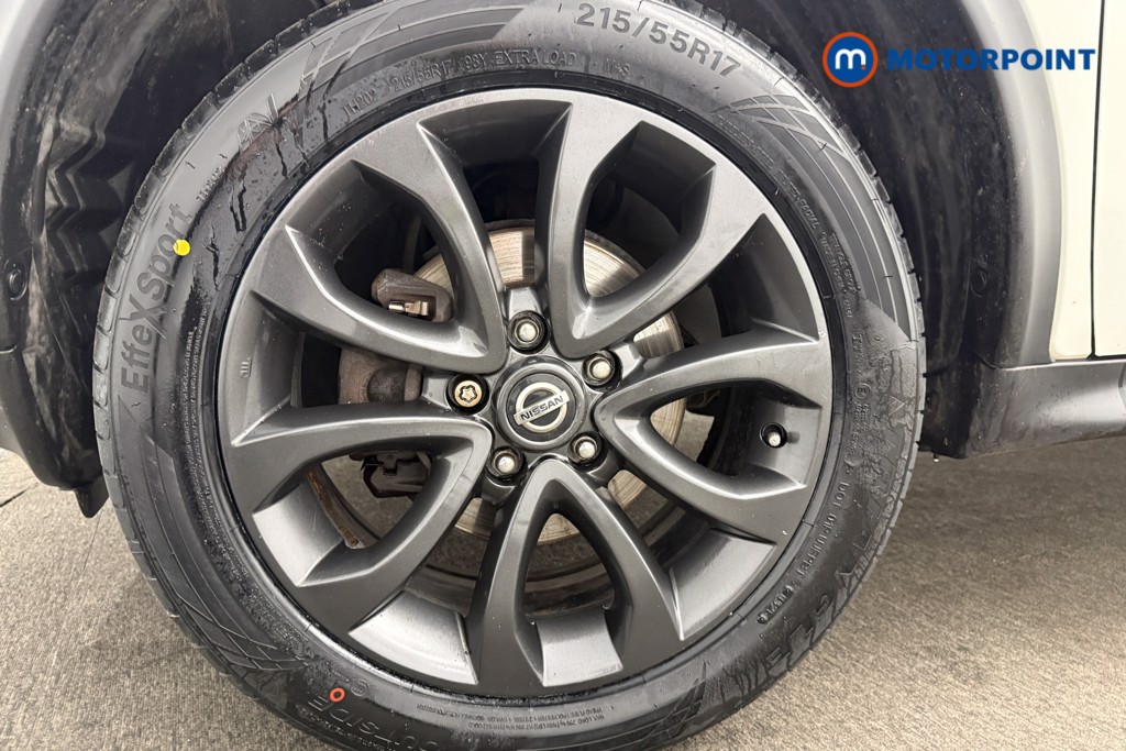 Nissan Juke Tekna Manual Petrol SUV - Stock Number (1629010) - 12th supplementary image