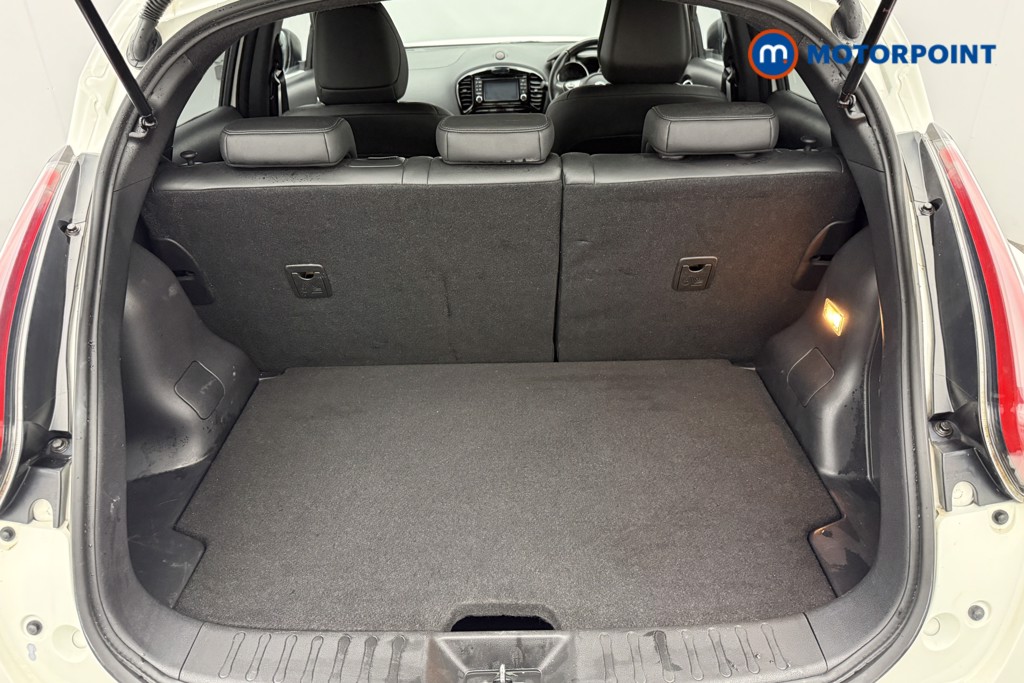 Nissan Juke Tekna Manual Petrol SUV - Stock Number (1629010) - 21st supplementary image