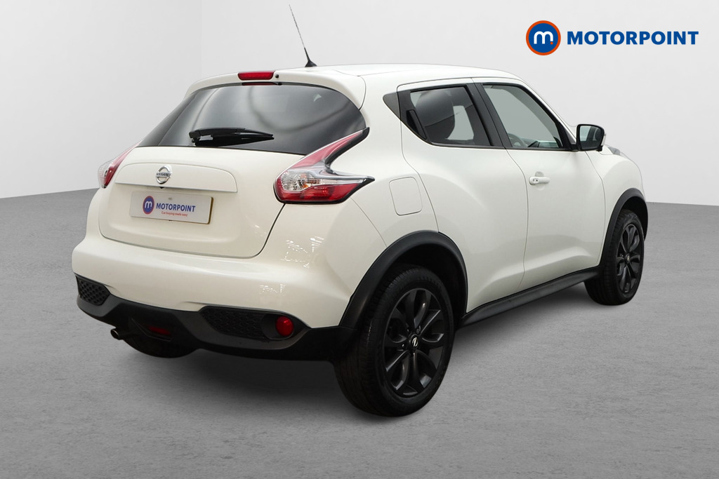 Nissan Juke Tekna Manual Petrol SUV - Stock Number (1629010) - Drivers side rear corner