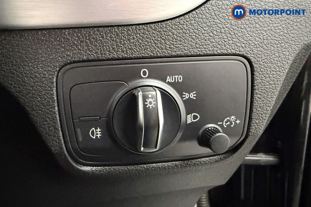Audi Q2 S Line Manual Petrol SUV - Stock Number (1629193) - 5th supplementary image
