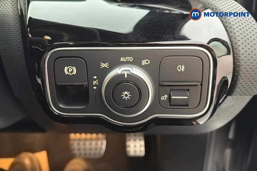 Mercedes-Benz A Class Amg Line Automatic Petrol Saloon - Stock Number (1632608) - 18th supplementary image