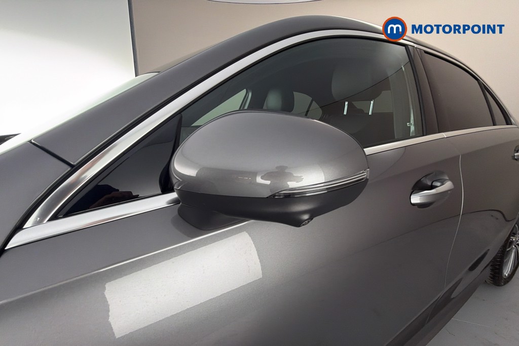 Mercedes-Benz A Class Amg Line Automatic Petrol Saloon - Stock Number (1632608) - 43rd supplementary image