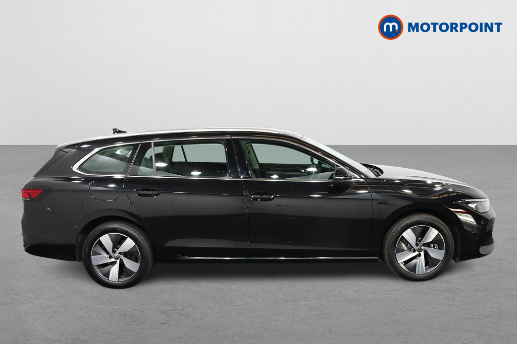 Volkswagen Passat Life Automatic Petrol Plug-In Hybrid Estate - Stock Number (1632899) - Drivers side