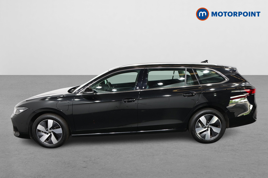 Volkswagen Passat Life Automatic Petrol Plug-In Hybrid Estate - Stock Number (1632899) - Passenger side