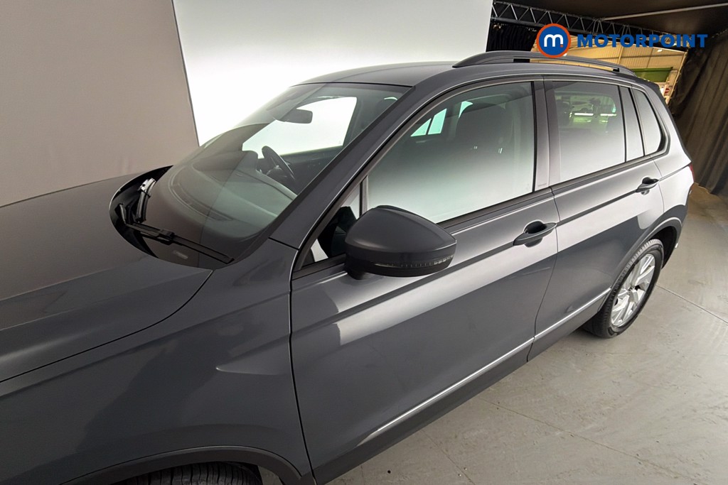 Volkswagen Tiguan Life Automatic Diesel SUV - Stock Number (1633232) - 43rd supplementary image