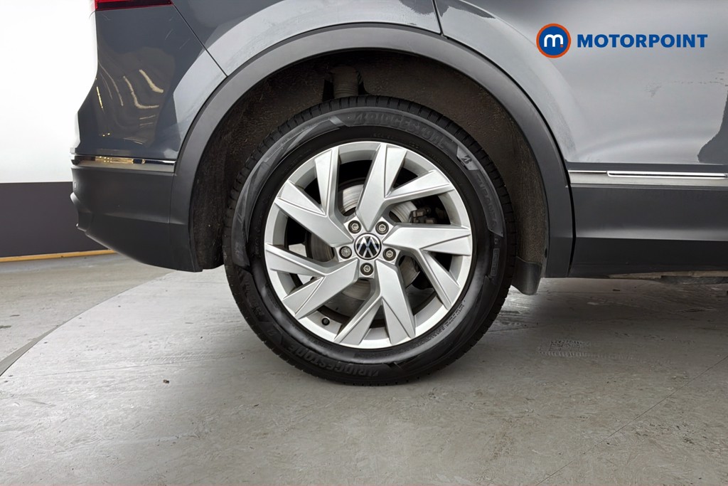 Volkswagen Tiguan Life Automatic Diesel SUV - Stock Number (1633232) - 49th supplementary image