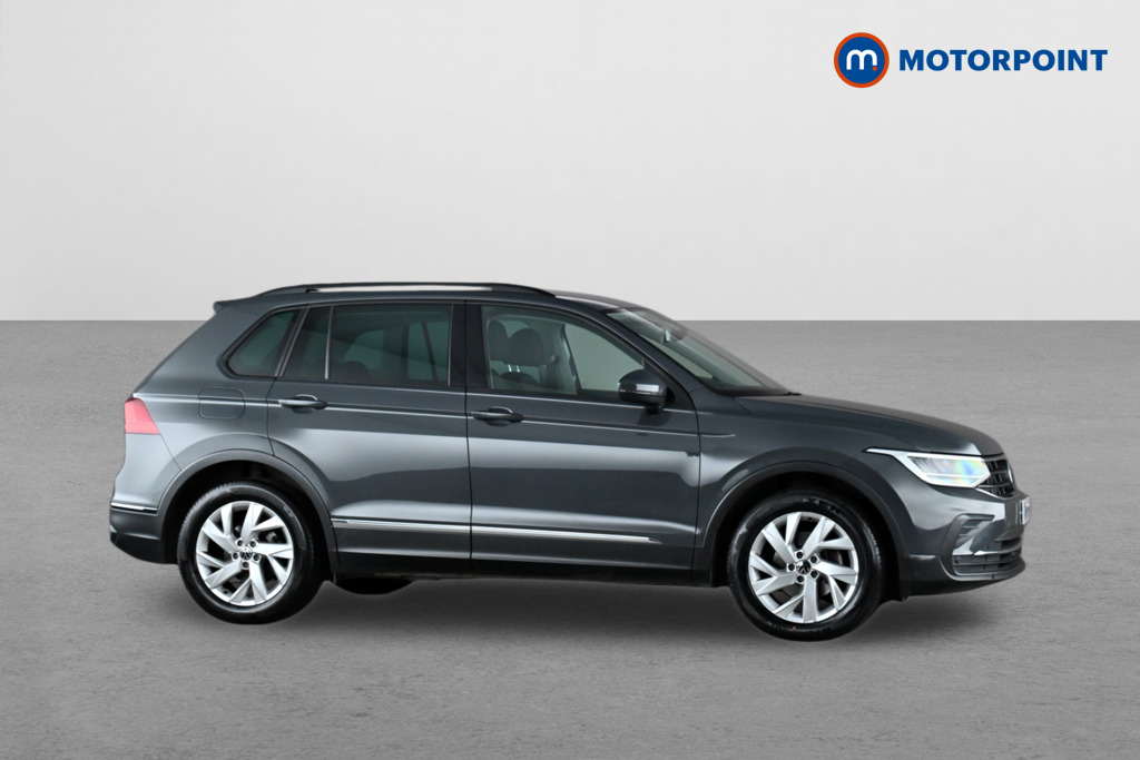 Volkswagen Tiguan Life Automatic Diesel SUV - Stock Number (1633232) - Drivers side