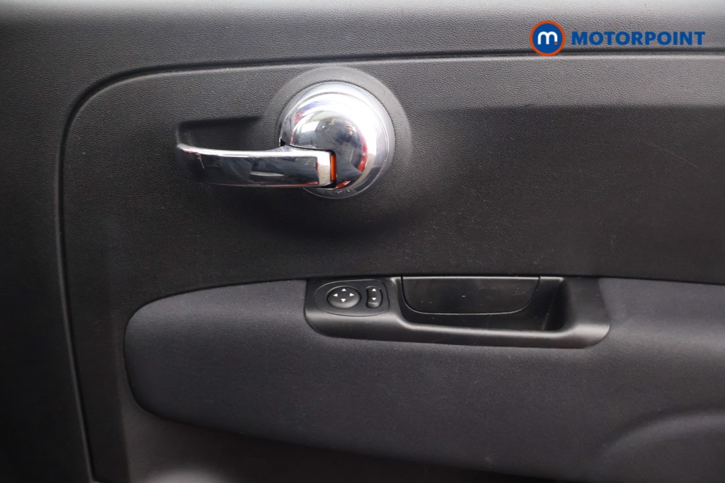 Fiat 500 Lounge Manual Petrol Hatchback - Stock Number (1634038) - 8th supplementary image