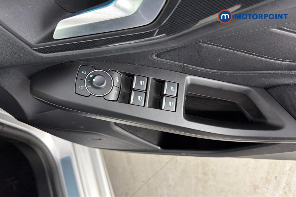 Ford Focus St-Line X Automatic Petrol Estate - Stock Number (1634067) - 20th supplementary image