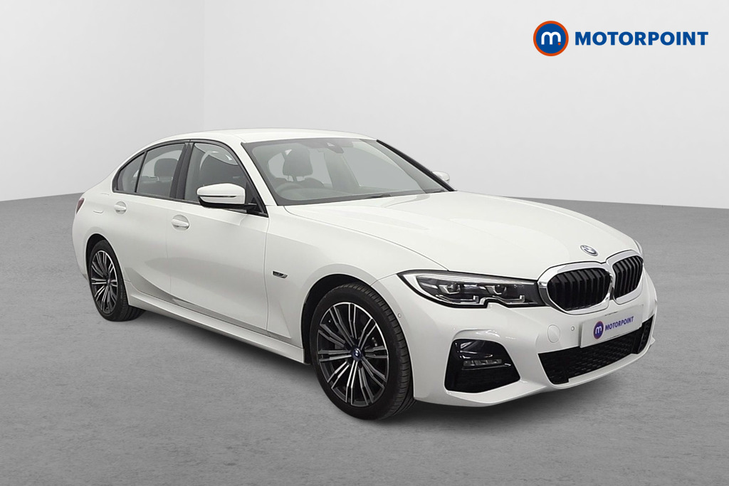 BMW 3 Series M Sport Automatic Petrol Plug-In Hybrid Saloon - Stock Number (1634348) - Drivers side front corner