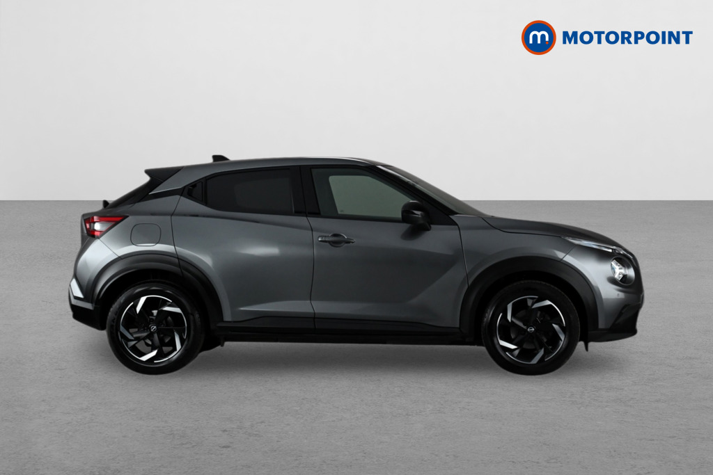 Nissan Juke N-Connecta Manual Petrol SUV - Stock Number (1635826) - Drivers side