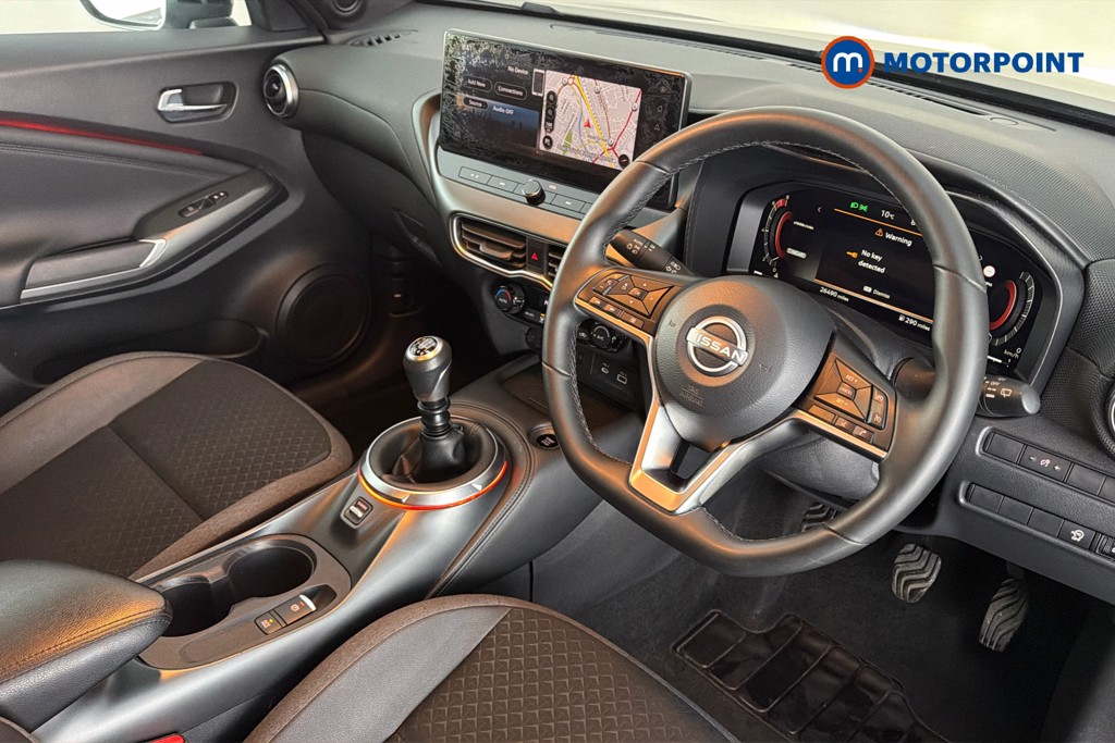 Nissan Juke N-Connecta Manual Petrol SUV - Stock Number (1635881) - 2nd supplementary image
