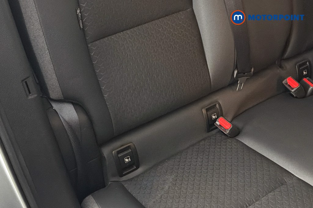 Nissan Juke N-Connecta Manual Petrol SUV - Stock Number (1635881) - 29th supplementary image