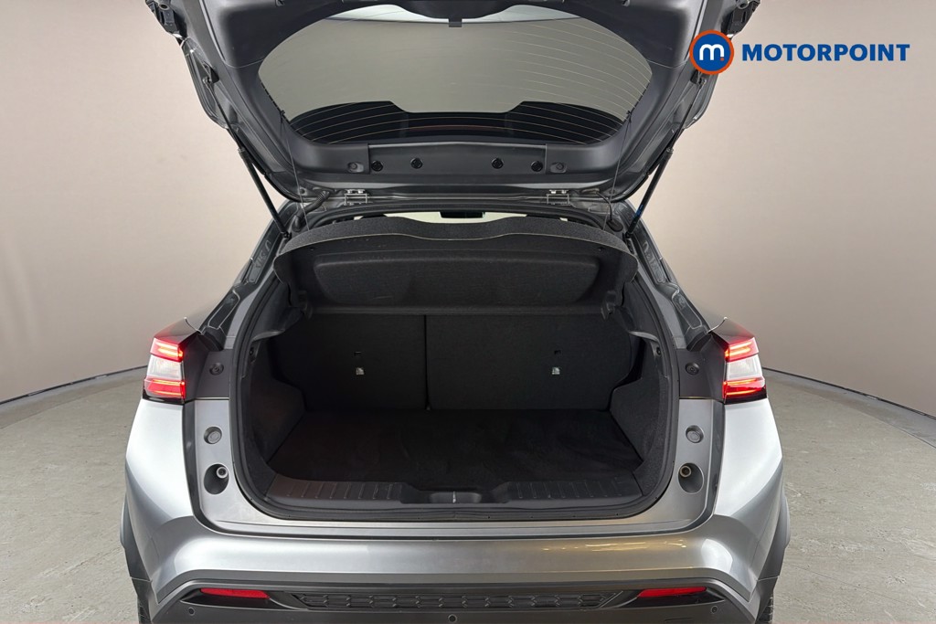 Nissan Juke N-Connecta Manual Petrol SUV - Stock Number (1635881) - 33rd supplementary image