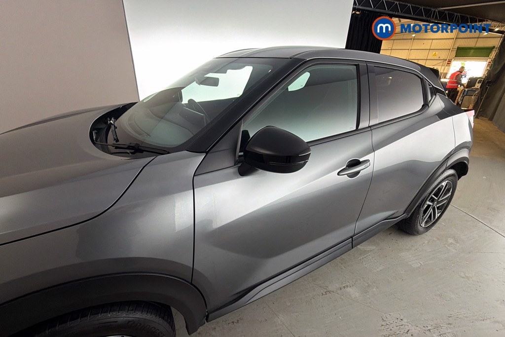 Nissan Juke N-Connecta Manual Petrol SUV - Stock Number (1635881) - 43rd supplementary image