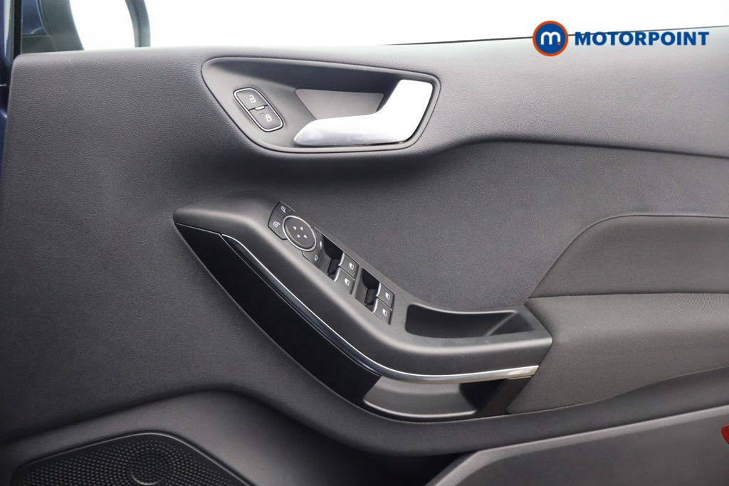 Ford Fiesta Titanium Manual Petrol Hatchback - Stock Number (1636926) - 9th supplementary image