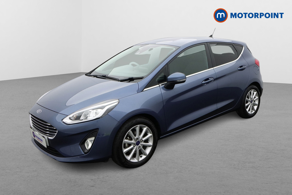 Ford Fiesta Titanium Manual Petrol Hatchback - Stock Number (1636926) - Passenger side front corner
