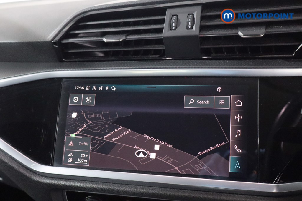 Audi Q3 Technik Manual Petrol SUV - Stock Number (1637967) - 2nd supplementary image