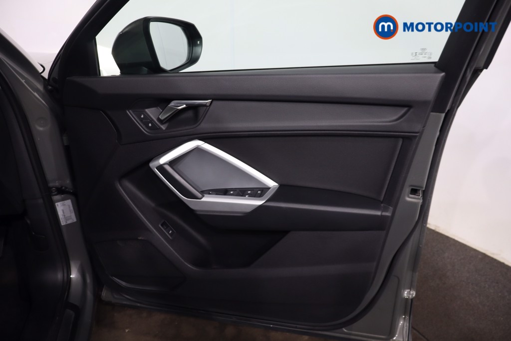 Audi Q3 Technik Manual Petrol SUV - Stock Number (1637967) - 21st supplementary image