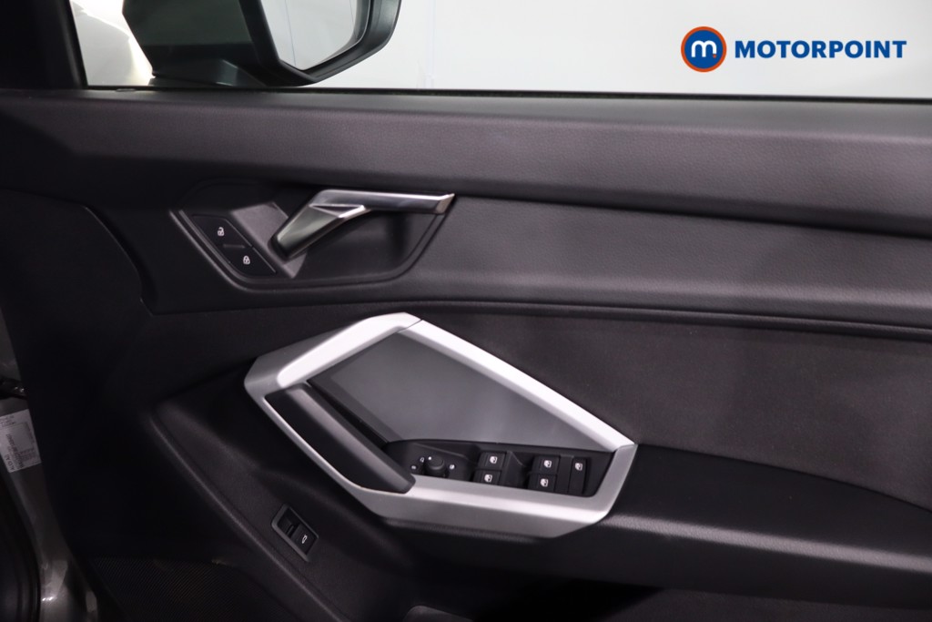 Audi Q3 Technik Manual Petrol SUV - Stock Number (1637967) - 22nd supplementary image