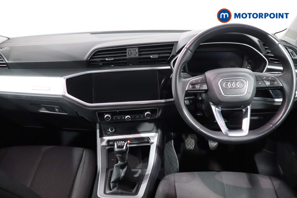 Audi Q3 Technik Manual Petrol SUV - Stock Number (1637967) - 1st supplementary image