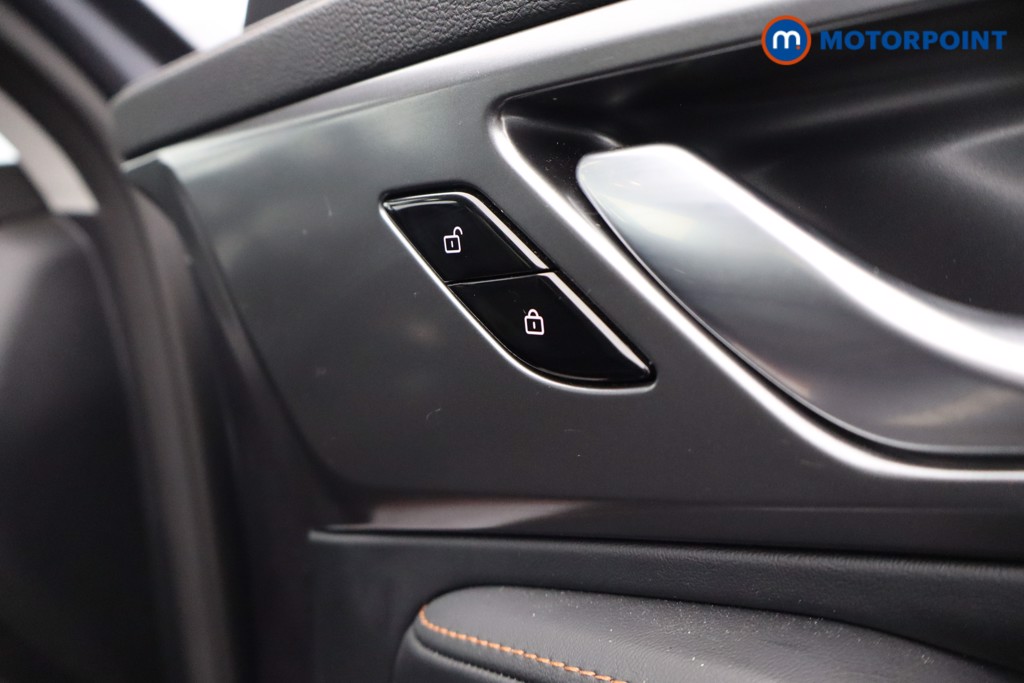 Mg Motor Uk HS Trophy Automatic Petrol-Electric Hybrid SUV - Stock Number (1638295) - 4th supplementary image