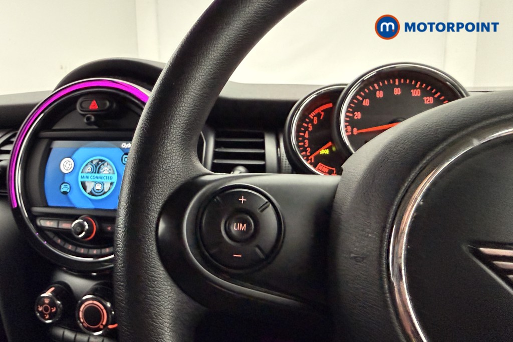 Mini Hatchback Cooper Classic Manual Petrol Hatchback - Stock Number (1638636) - 7th supplementary image