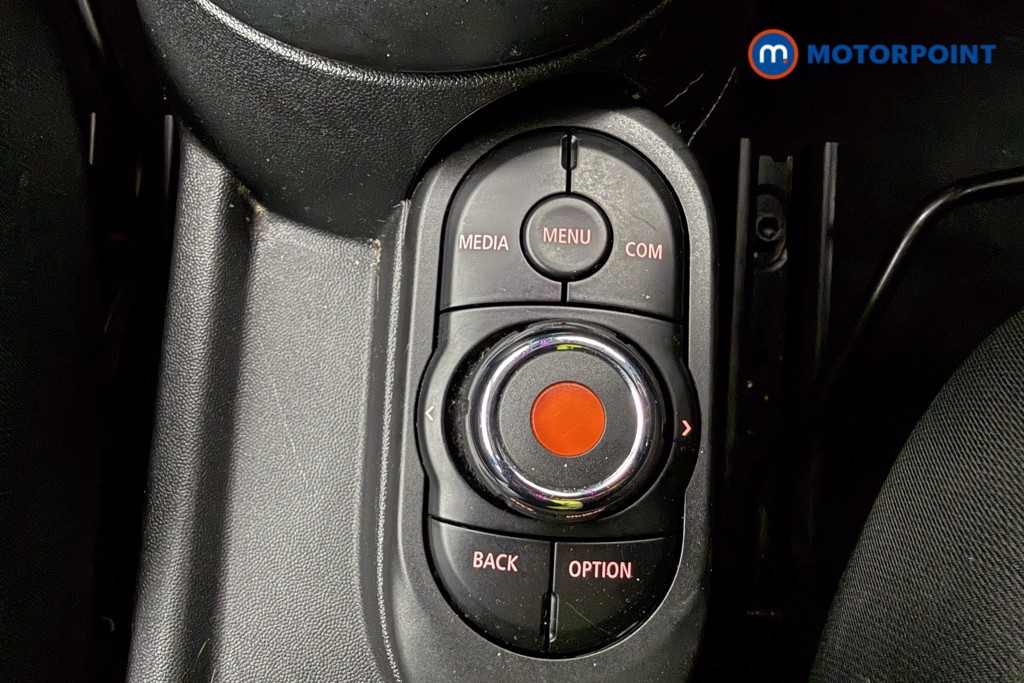 Mini Hatchback Cooper Classic Manual Petrol Hatchback - Stock Number (1638636) - 14th supplementary image