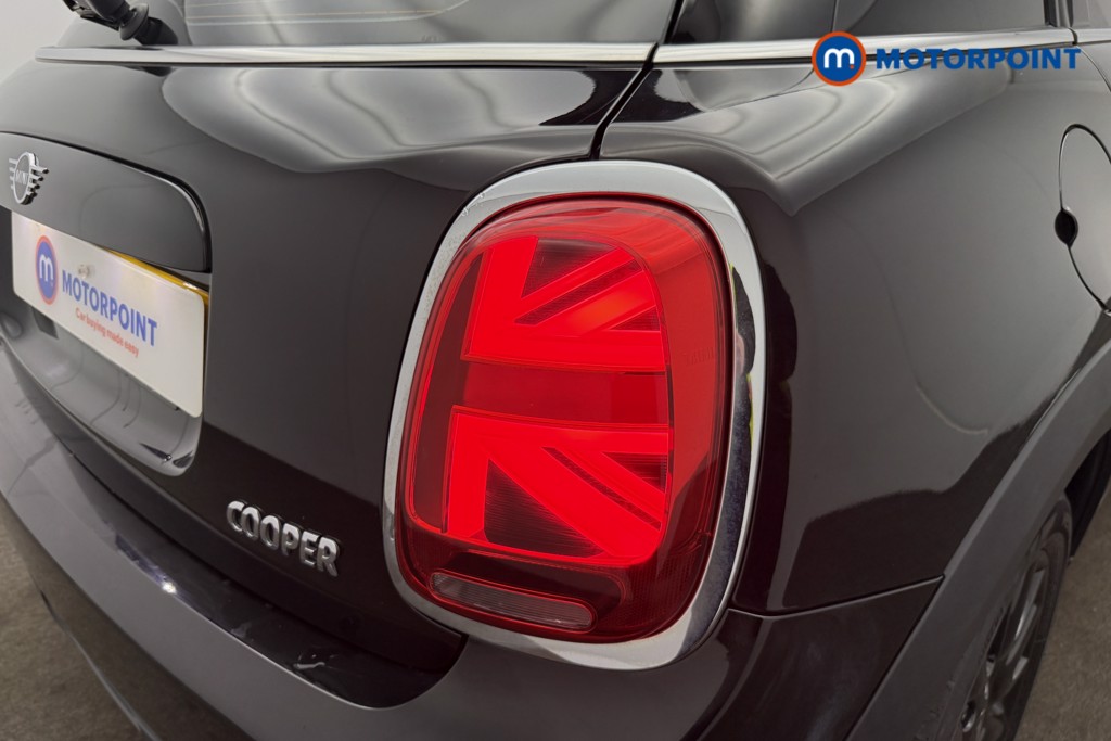 Mini Hatchback Cooper Classic Manual Petrol Hatchback - Stock Number (1638636) - 18th supplementary image