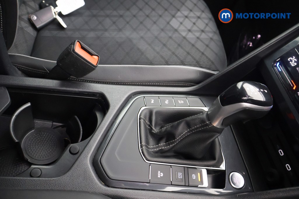 Volkswagen Tiguan R-Line Automatic Petrol SUV - Stock Number (1638902) - 6th supplementary image