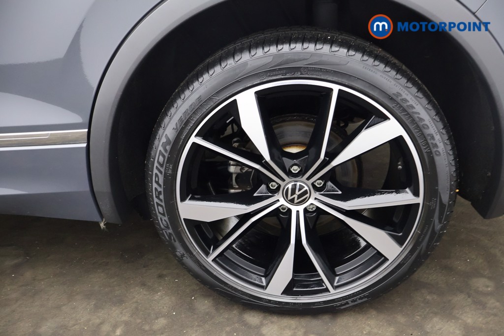 Volkswagen Tiguan R-Line Automatic Petrol SUV - Stock Number (1638902) - 15th supplementary image