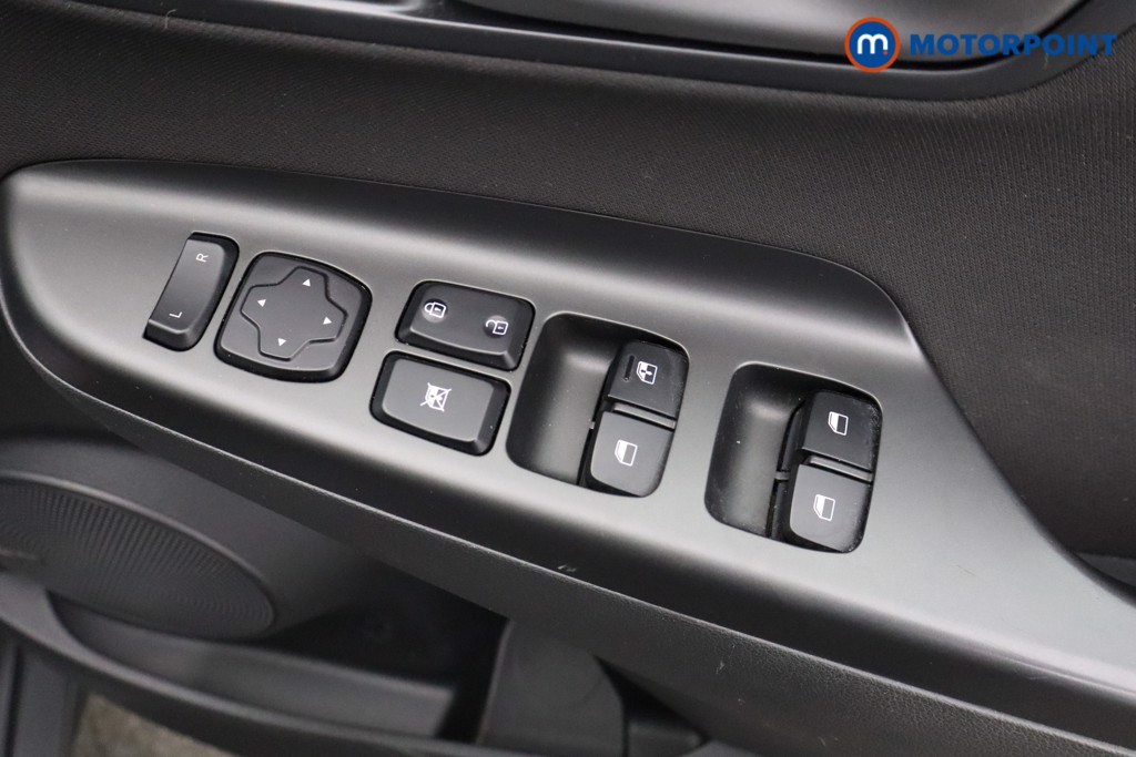 Hyundai Kona Premium Manual Petrol SUV - Stock Number (1638932) - 3rd supplementary image