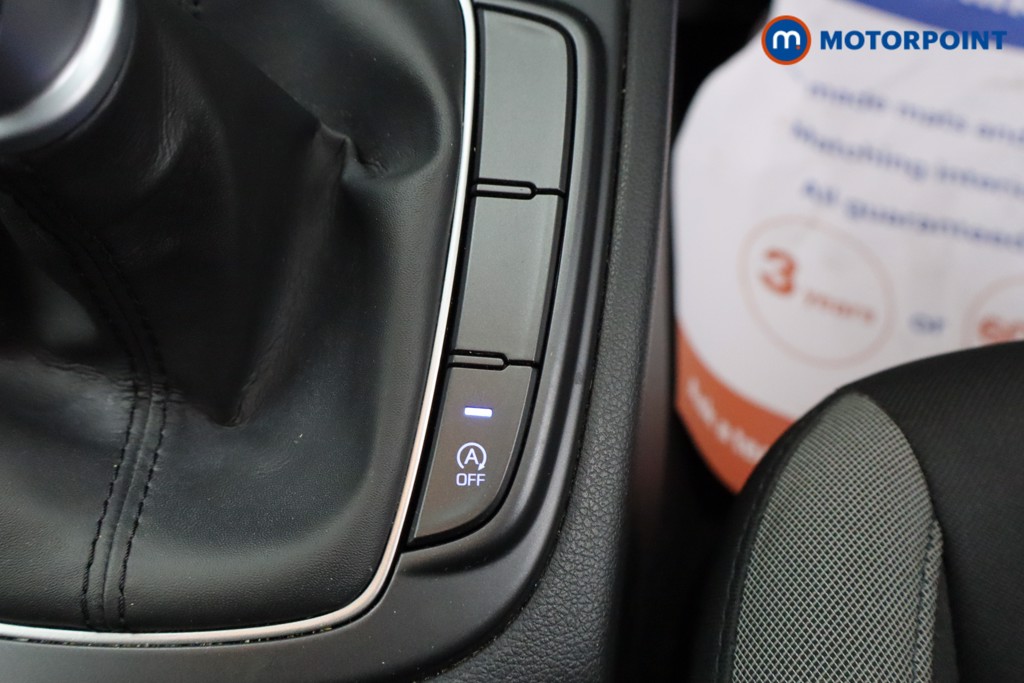 Hyundai Kona Premium Manual Petrol SUV - Stock Number (1638932) - 14th supplementary image