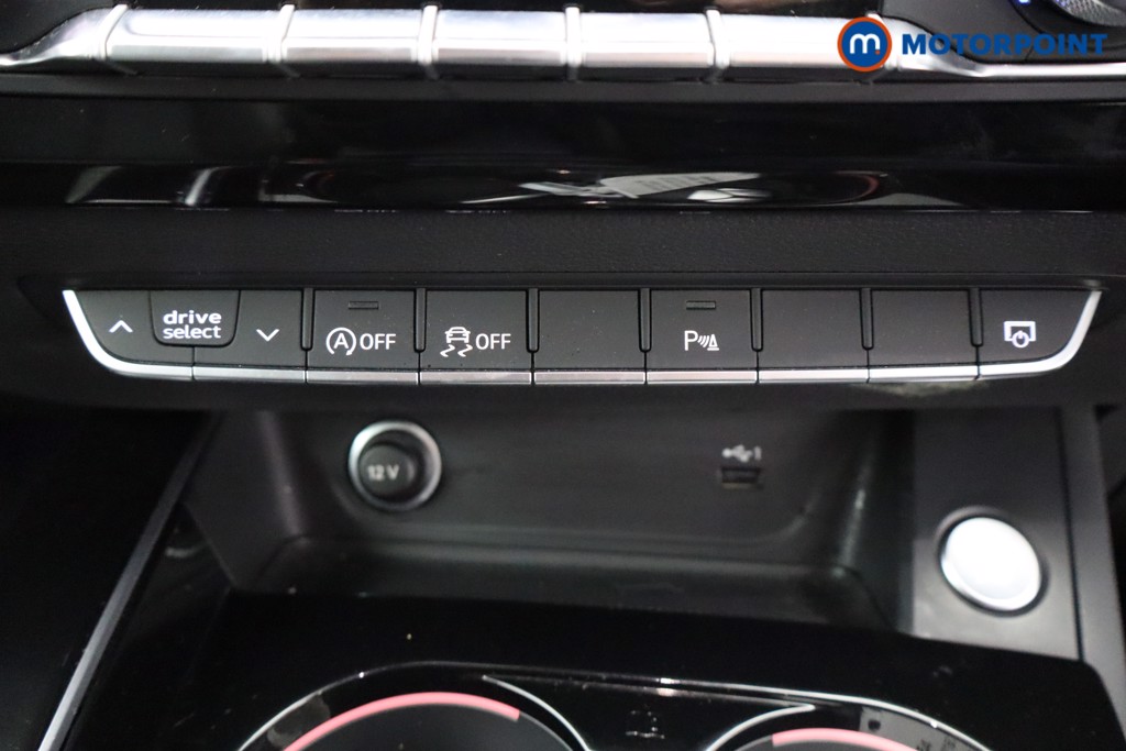Audi A4 Black Edition Automatic Petrol Estate - Stock Number (1638954) - 14th supplementary image